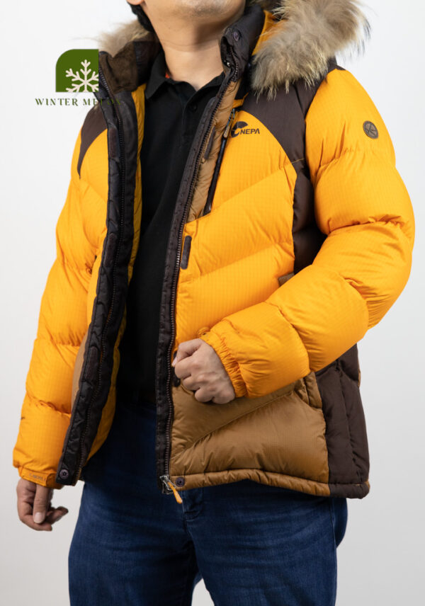เสื้อกันหนาว NEPA สีเหลือง - Image 2