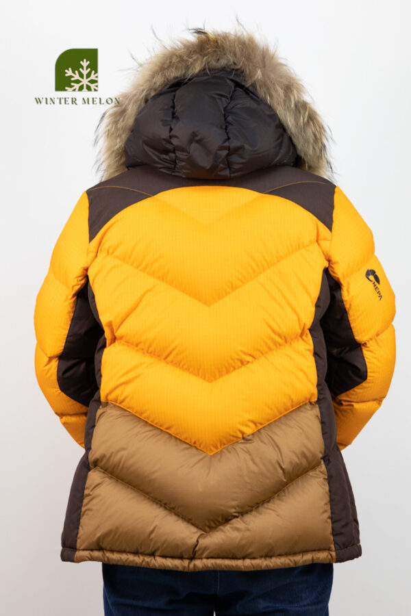 เสื้อกันหนาว NEPA สีเหลือง - Image 4