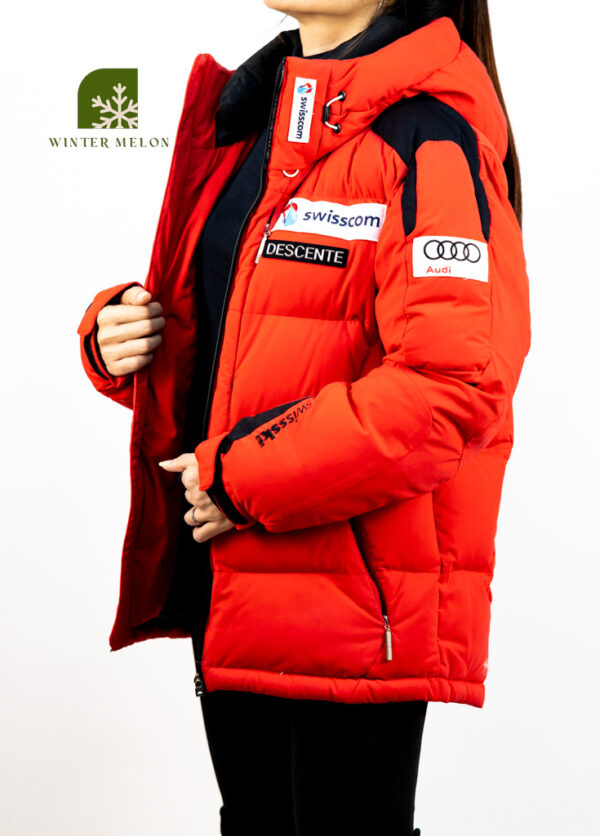 เสื้อขนเป็ด DESCENTE สีแดง - Image 2