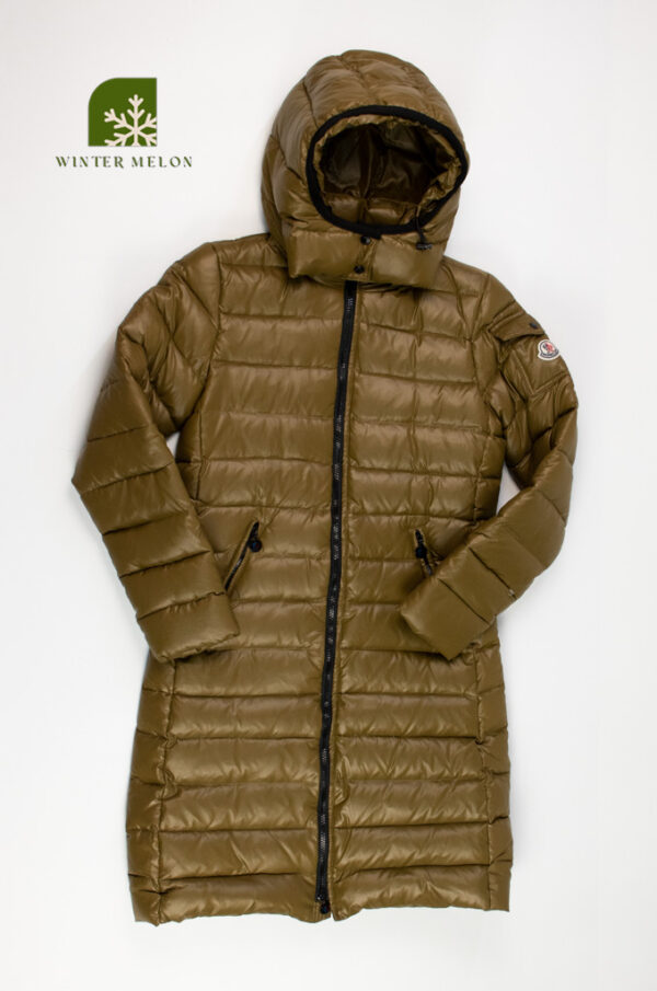 เสื้อกันหนาว Moncler