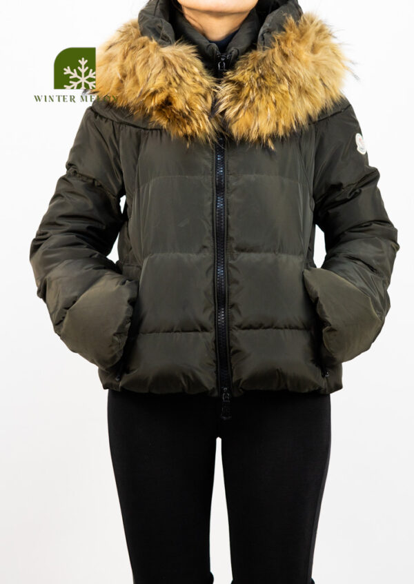 เสื้อกันหนาว MONCLER สีเขียวขี้ม้ามีเฟอร์