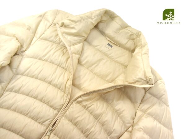 เสื้อกันหนาว UNIQLO สีครีมขาว - Image 2