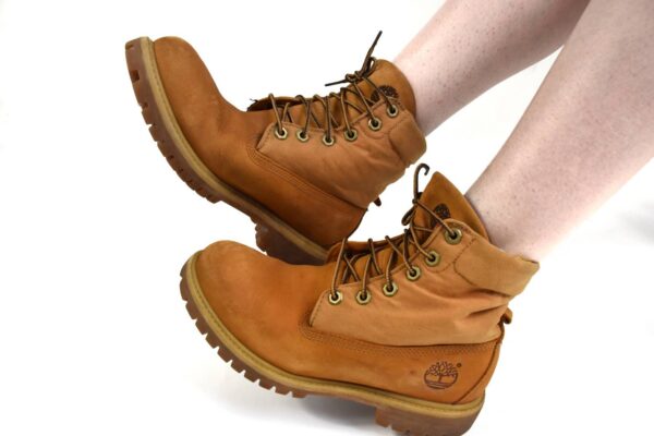 รองเท้าหิมะTIMBERLANDสีน้ำตาลทอง - Image 3