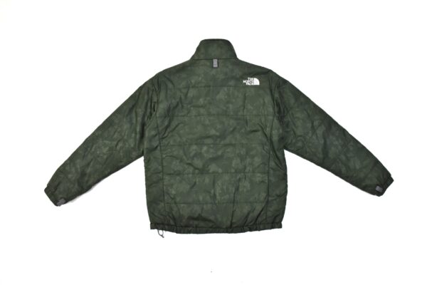 เสื้อกันหนาว THE NORTH FACE สีเขียวขี้ม้าลายทหาร - Image 4