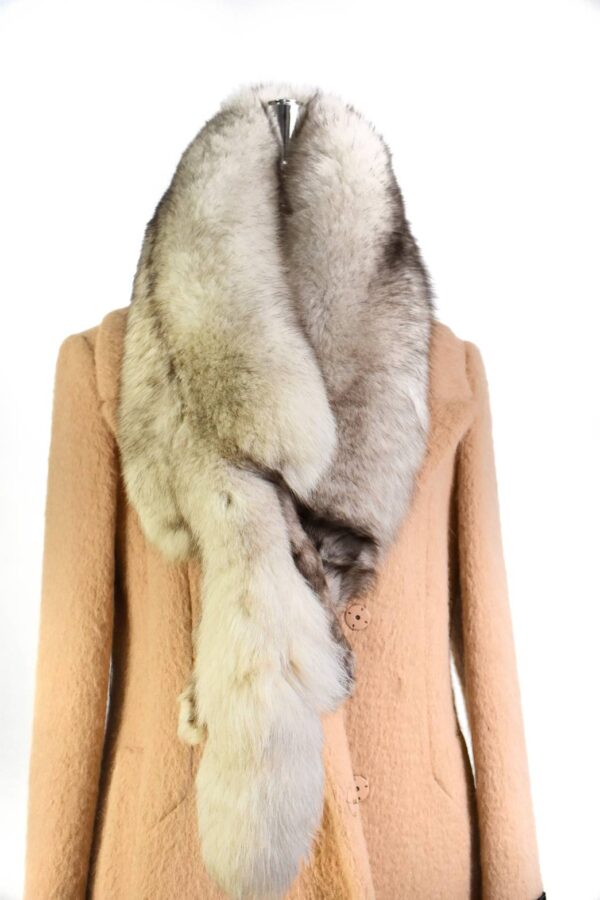 เฟอร์ตกแต่ง SAGA FOX หน้าสีขาว - Image 2