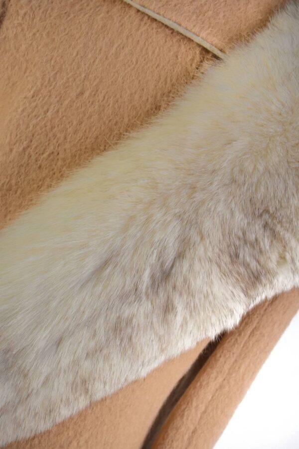 เฟอร์ตกแต่ง SAGA FOX สีขาวครีมปนเทา - Image 3