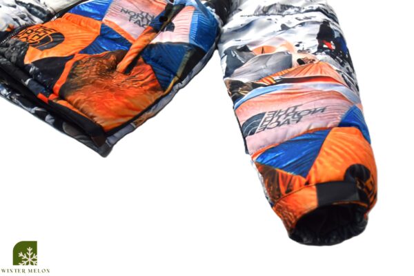 เสื้อกันหนาว THE NORTH FACE สีขาว ลายภูเขาส้ม - Image 4