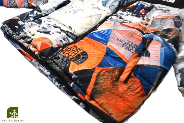 เสื้อกันหนาว THE NORTH FACE สีขาว ลายภูเขาส้ม - Image 3