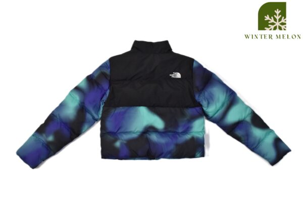 เสื้อกันหนาวทรงครอป THE NORTH FACE สีเขียวลายแสงเหนือ - Image 5