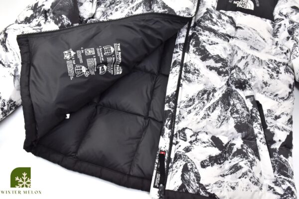 เสื้อกันหนาว THE NORTH FACE สีดำลายภูเขา - Image 4