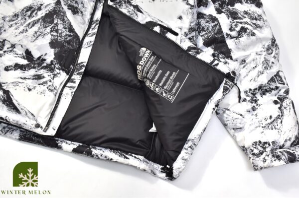 เสื้อกันหนาว THE NORTH FACE สีดำลายภูเขามีฮู้ด - Image 4