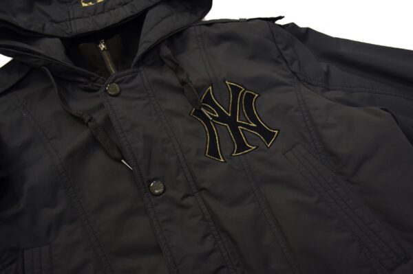 เสื้อกันหนาว MLB สีดำ - Image 2