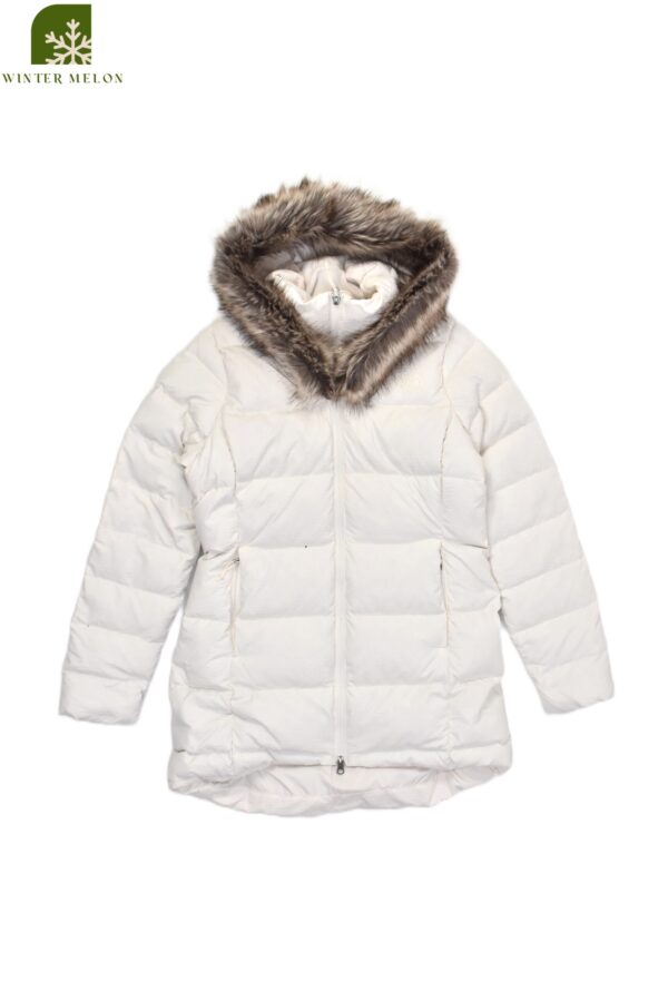 เสื้อกันหนาว THE NORTH FACE สีขาวมีเฟอร์