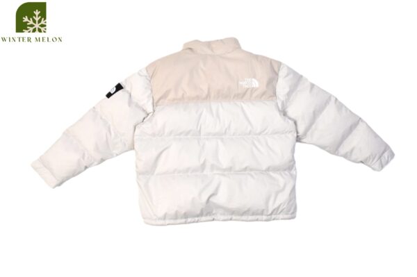 เสื้อกันหนาว THE NORTH FACE สีครีมปักโลโก้ - Image 5