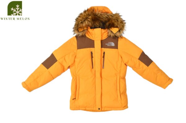 เสื้อกันหนาว THE NORTH FACE สีเหลืองมีเฟอร์