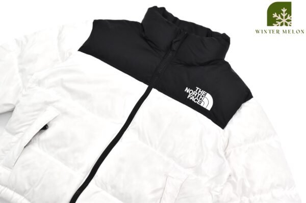 เสื้อกันหนาว THE NORTH FACE สีขาวดำทูโทน - Image 2