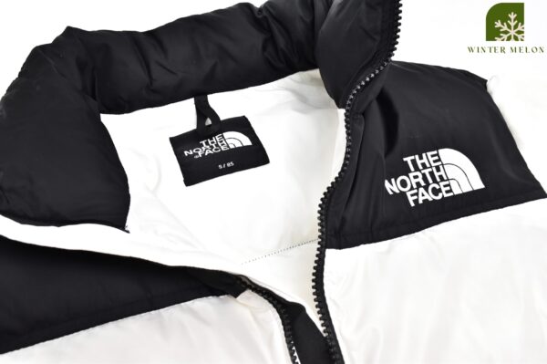 เสื้อกันหนาว THE NORTH FACE สีขาวดำทูโทน - Image 3