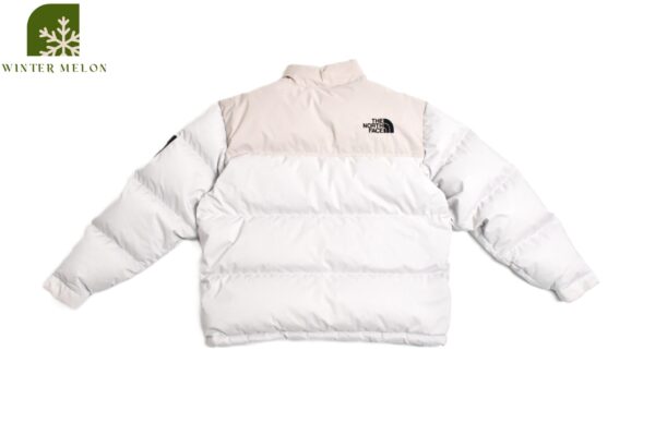 เสื้อกันหนาว THE NORTH FACE สีครีมปักโลโก้ ที่คอและแขน - Image 6