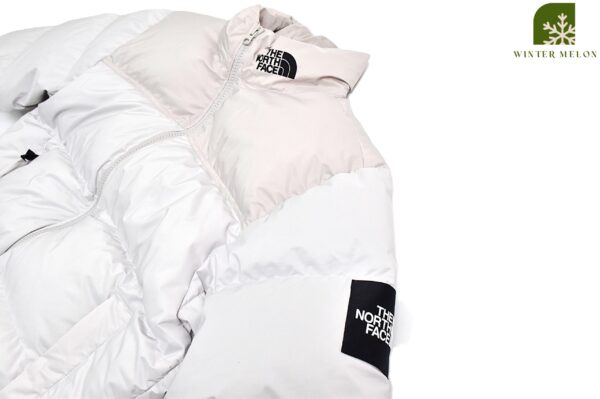 เสื้อกันหนาว THE NORTH FACE สีครีมปักโลโก้ ที่คอและแขน - Image 4
