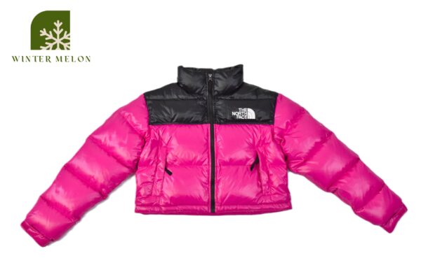 เสื้อกันหนาวทรงครอป THE NORTH FACE สีดำ-ชมพูบานเย็น