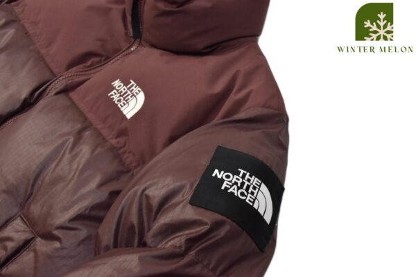 เสื้อกันหนาวทรงครอป THE NORTH FACE สีน้ำตาล ปักโลโก้ที่แขน - Image 3